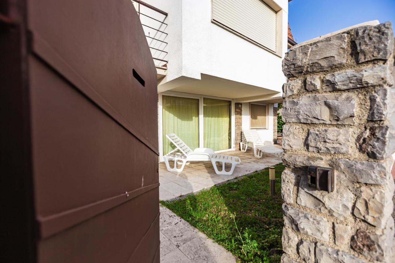 Casa Summer Чечина Екстериор снимка