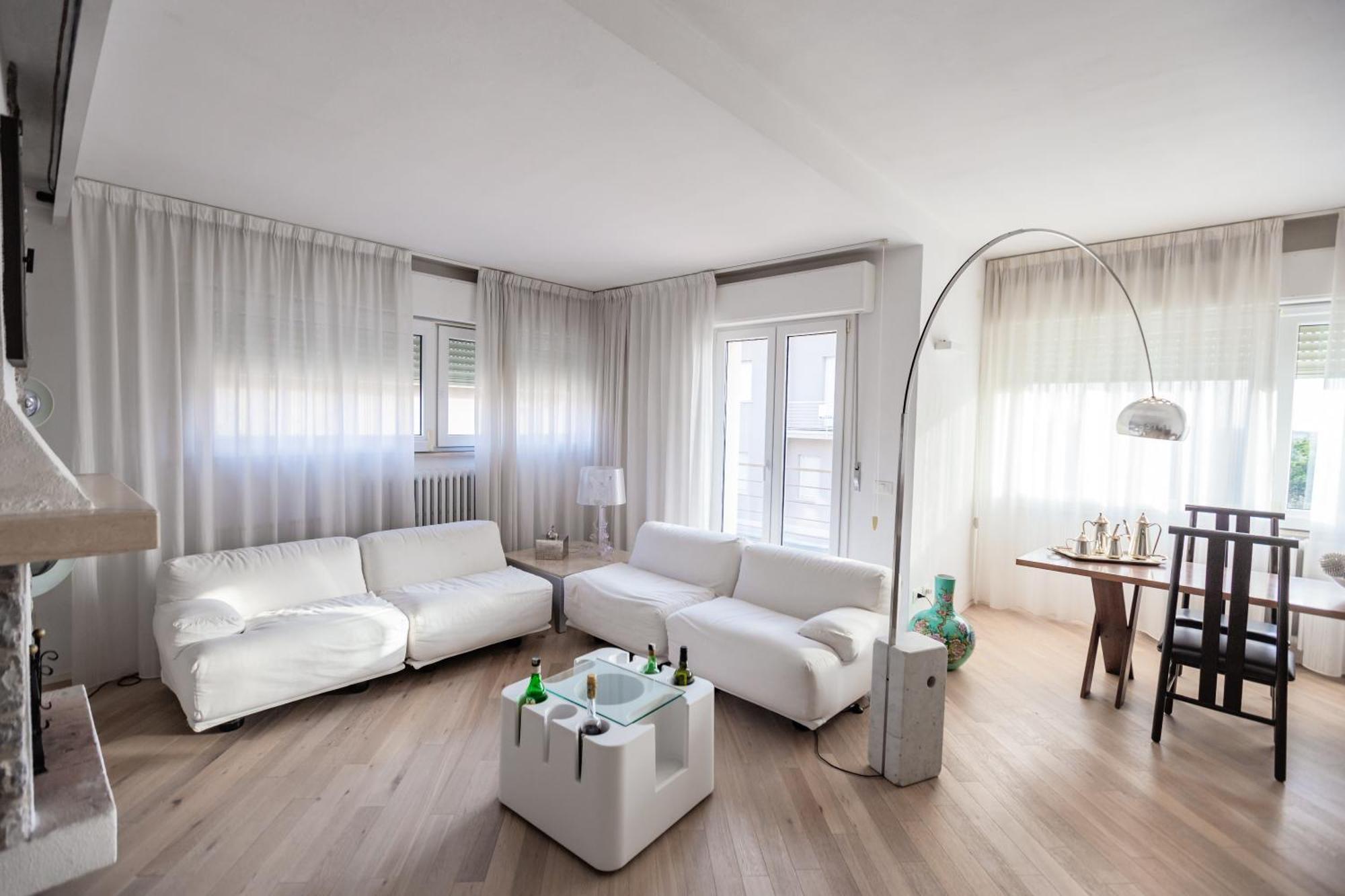 Casa Summer Чечина Екстериор снимка